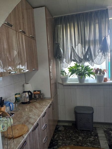 Сдаётся2х переделанная в3х квартира, на массиве Кушбеги.Свет — фото 2