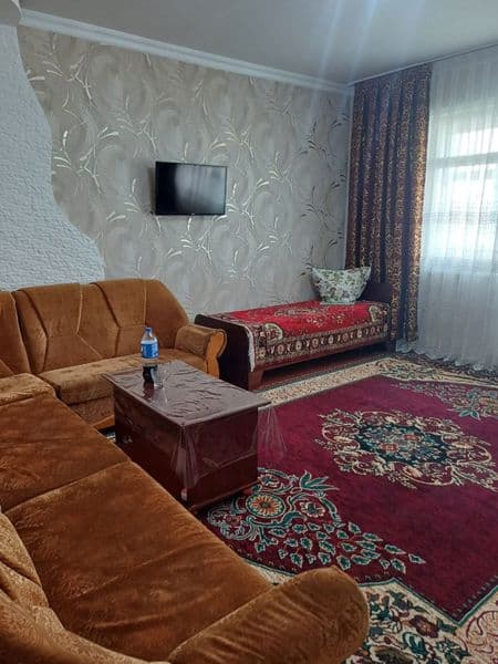 Сдается 2 комнатная квартира для семьи, хороший ремонт недав