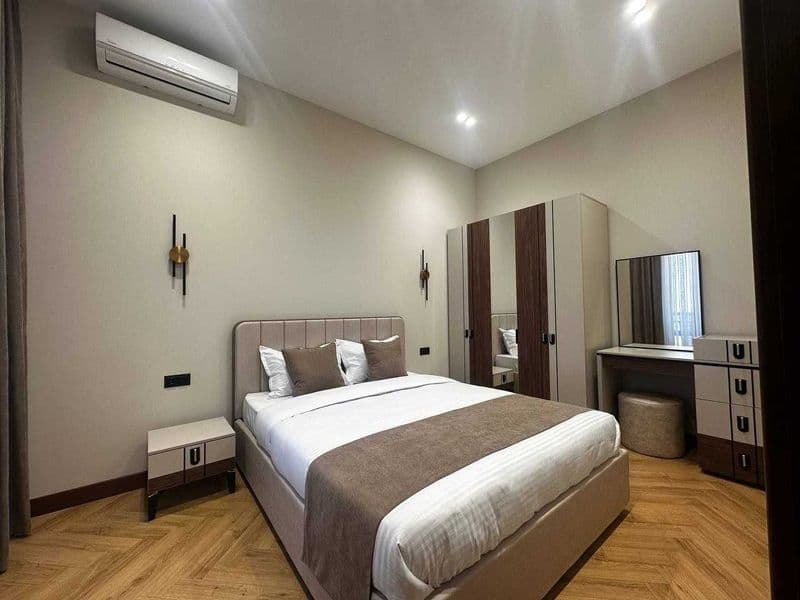 Район: Яккасарай<br />
Адрес: Шота Руставели<br />
1/7/13   