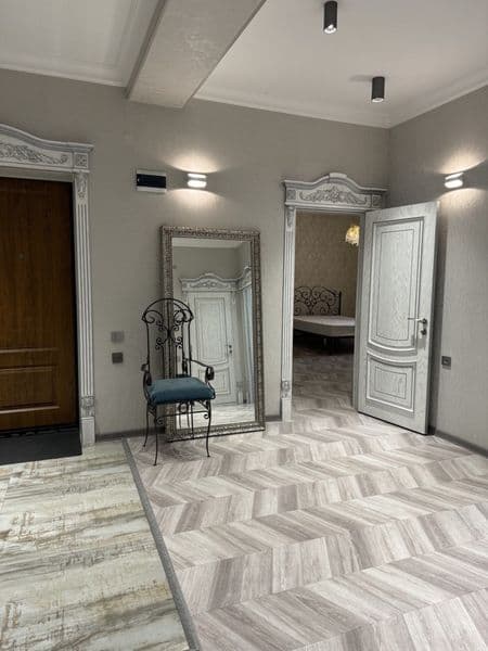 Сдается квартира в ЖК Паризьен 4/3/7<br />
Площадь: 120 кв. 