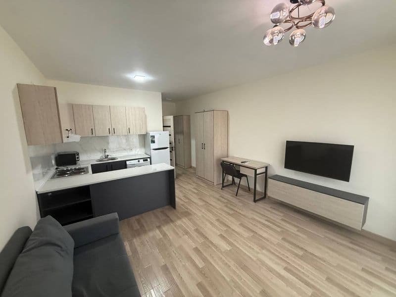 Аренда в Жк Беш Чинор<br />
Район: Яшнабадский район<br />
О