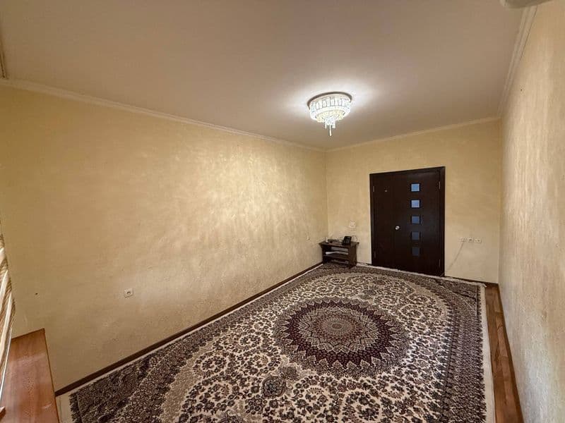 Аренда <br />
3х комнатная <br />
Этаж 3<br />
3/3/5 <br />
