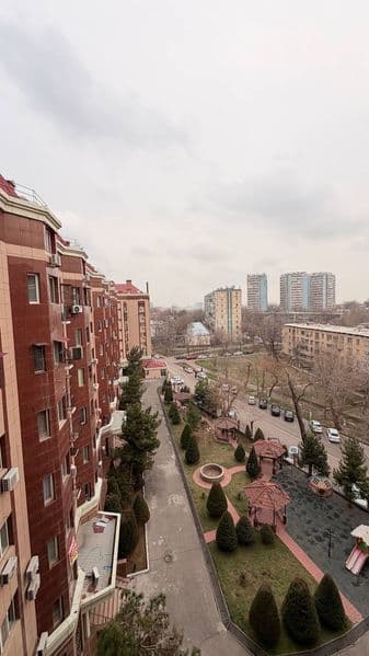 Сдаётся квартира на Ц-2<br />
GOLDEN HOUSE <br />
Рынок Алай — фото 4