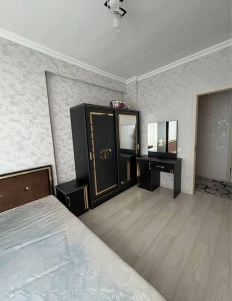 Эко бозор<br />
Новостройка<br />
2/5/6<br />
550$<br />
Яла