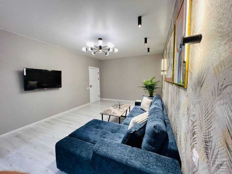 2 комнаты • 61 м² • 4/9 этаж<br />
<br />
Район: Мирзо Улугб