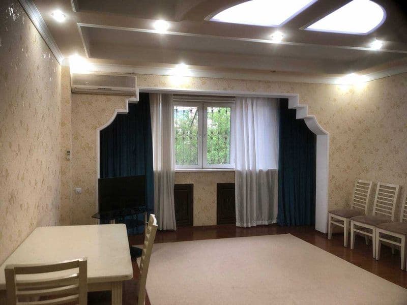 Сдам срочно в центре м Дружбы Народов 3/3/9 для аккуратных л