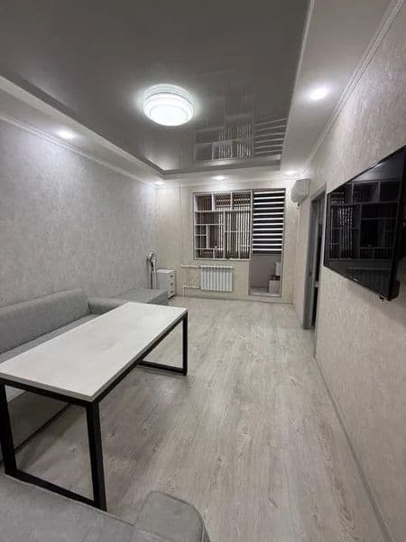 Аренда Максим Горький<br />
1/3/5<br />
33м²<br />
Панель, б