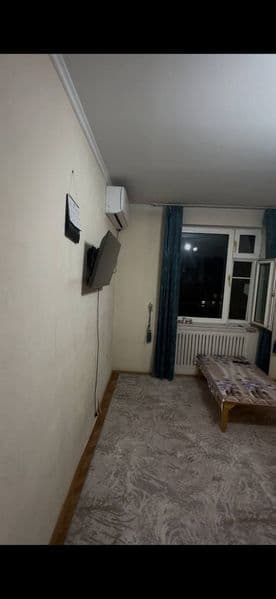 Novza metroga yaqin joyda 1 xona uy oilaga uzoq muddatga ija