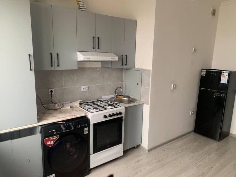 1 xonali<br />
HAMMA SHAROIT BOR<br />
Kelasiz yashaysiz<br  — фото 2