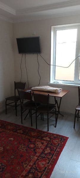 Новостройка дом. 1 ком квартира с обстановкой. С даю семена.