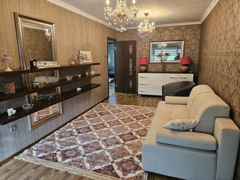 Сдаётся трехкомнатная на Чиланзаре,26 квартал,напрямую от хо — фото 3