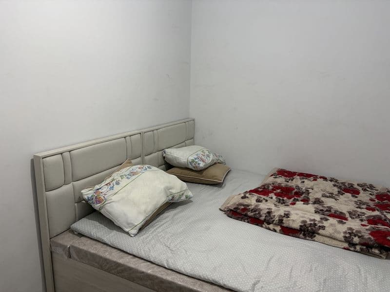 Сдаётся квартира с хозяйкой только для девушек. Желательно д — фото 2