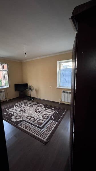 Sergeli 3 a metro 3- bekatga 5 minutli yoʻl <br />
Sharoitla