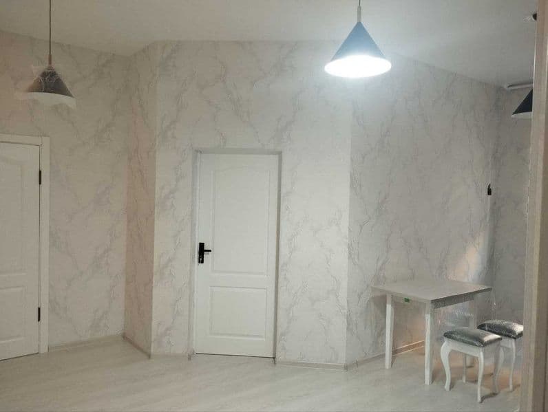 Сдаётся на длительный срок 1-комнатная квартира в новостройк — фото 4