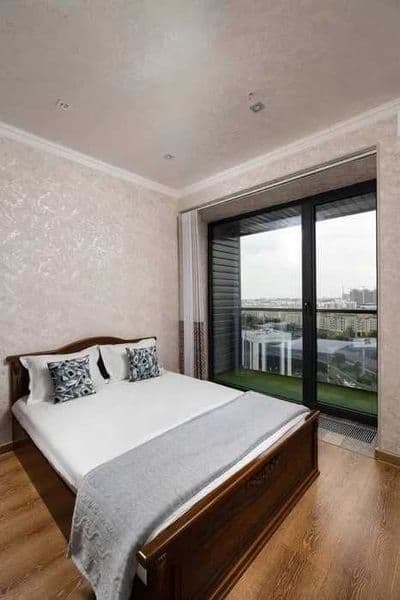 ; Мирзо Улугбекский<br />
Адрес : Панельний дом<br />
<br />