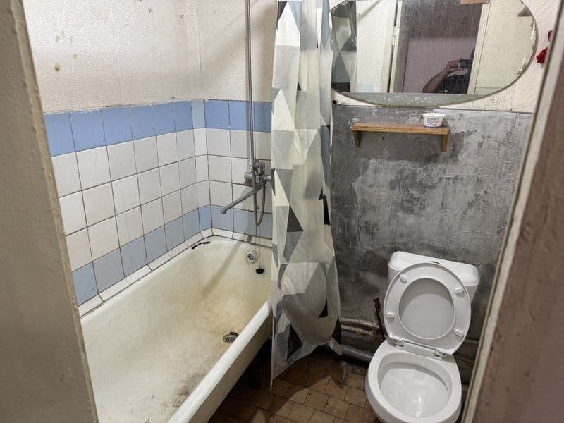 Квартира среднем состояние балкон 2/6 ,ор-р 205 школа<br />
 — фото 5