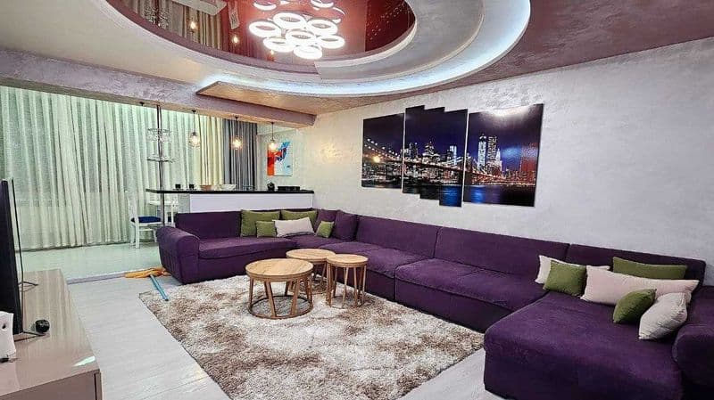 Сдаётся квартира на Ц-4<br />
Ориентир - Алайский<br />
Горо