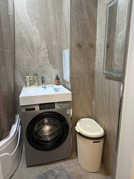 Срочно Аренда 1 комнатная со всеми удобствами,ремонт новый,у — фото 3