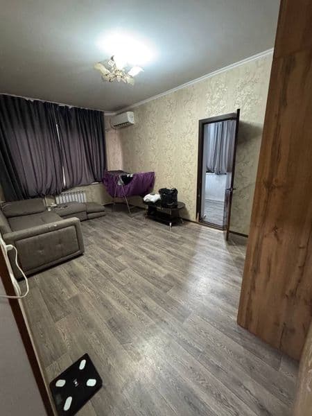 Каракамыш<br />
Орр: Парк победы<br />
1/4/4<br />
40 м2 <br