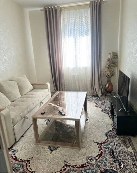 Район - Алмазарский<br />
Ориентир - Сити<br />
Комнат - 2<b