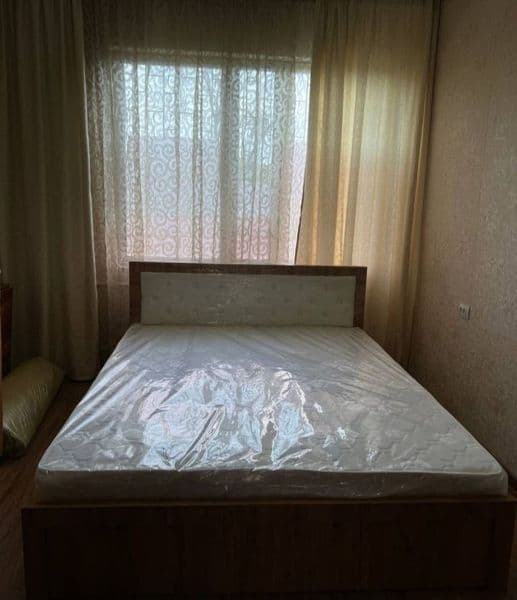 Kvartira ijaraga beriladi<br />
ID: A104<br />
<br />
Rayon: