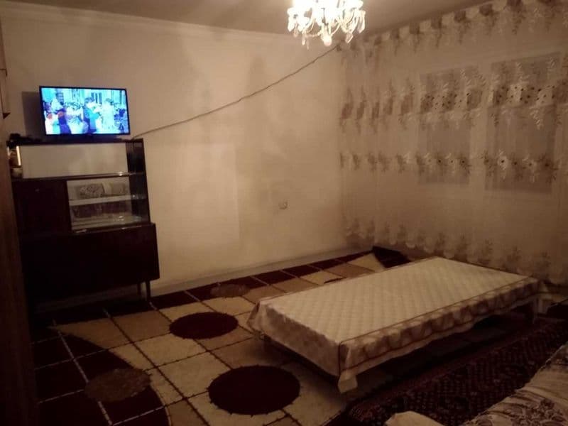 Сдаётся в аренду квартира на массиве панельном 2х комнатная 