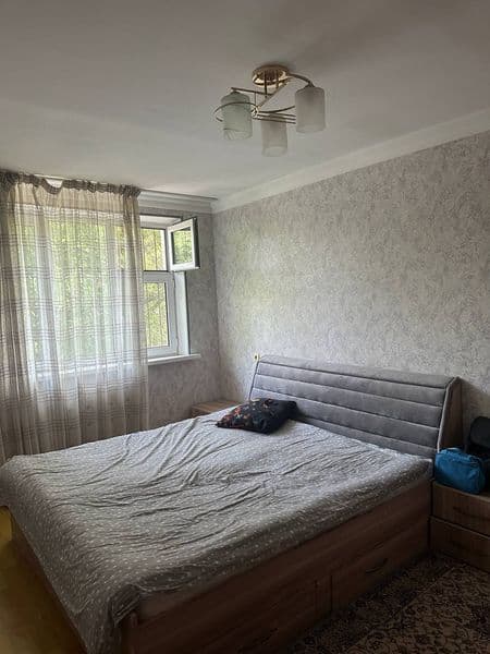 Квартира чистая в хорошем состоянии с косметическим ремонтом