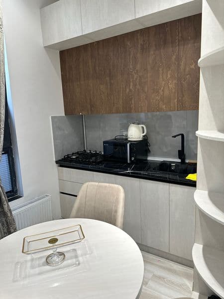 Сдаю однокомнатную студию квартиру в центре города на улице  — фото 4