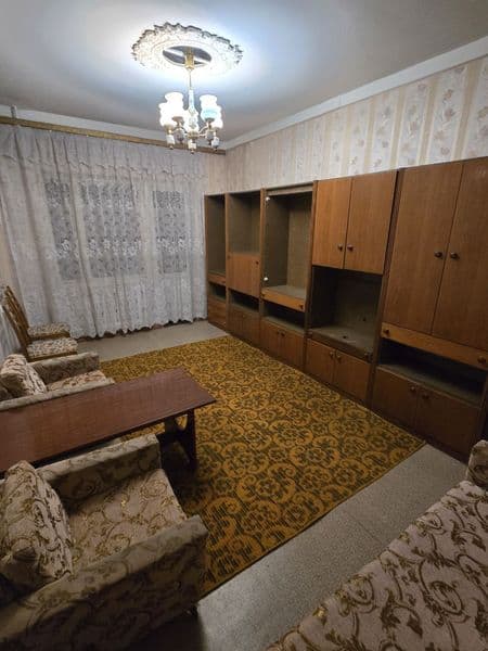 Юнусабад 10кв Аренда 2комн 2 этаж 5 этажного дома сред ремон