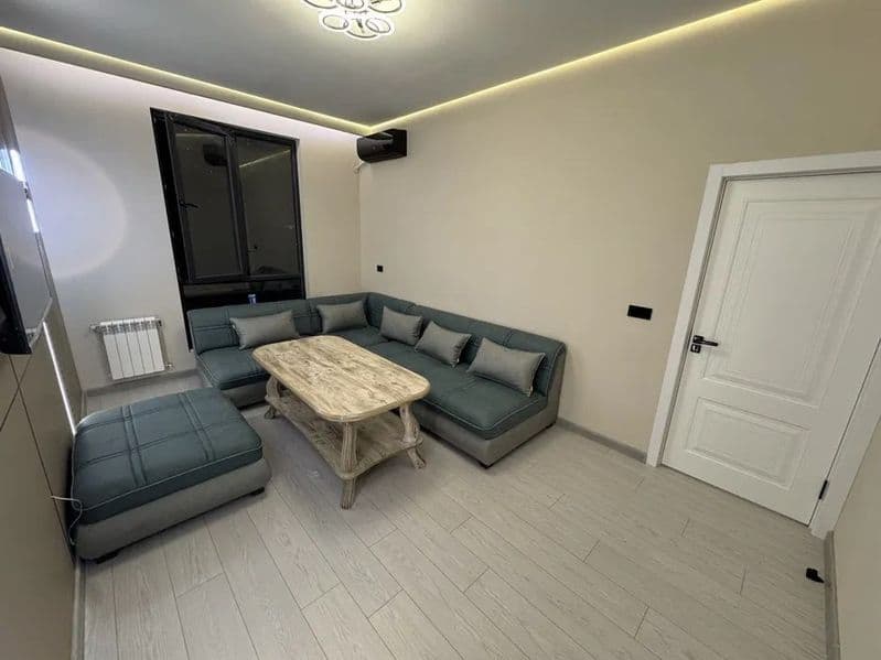 Сдаётся шикарная 2-комнатная квартира в Новостройка<br />
<b — фото 3