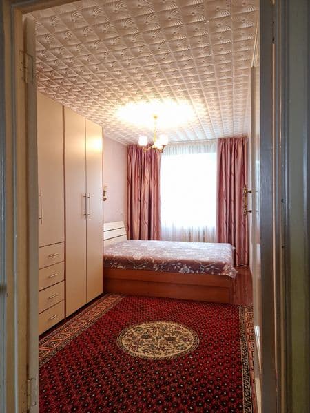 Сдам 3-комнатную квартиру как 2- комнатную на Севастопольско