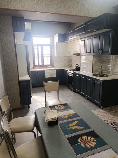 Шаҳар марказида, барча қулайликларга эга кенг ва шинам хонад — фото 3