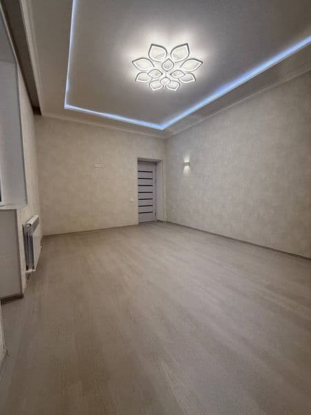 Студентлага боллага уй йук<br />
<br />
Телефон<br />
90 979