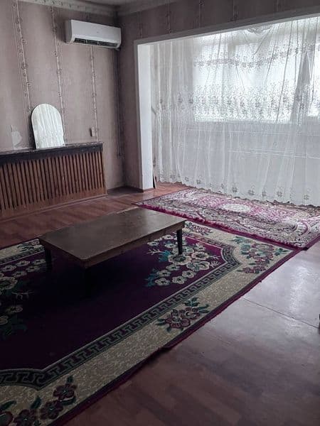 Юнусобод тумани 7 кв да 1/4/4 уй арендага берилади.  Тоза оз