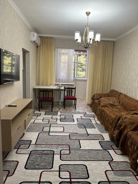 Сдаётся квартира!!!<br />
Чиланзар 8 <br />
2хкомнатная /2эт — фото 2