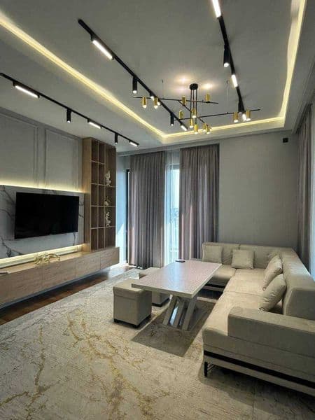 • ЖК: NRG Oybek<br />
• Комнат: 2<br />
• Этаж: 12<br />
• П