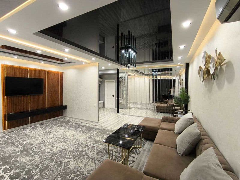 Сдам свою квартиру в центре метро Ойбек только для иностранц