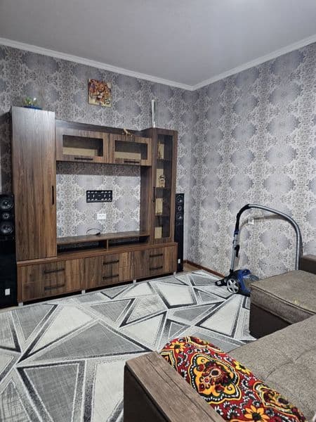 Сдаётся в аренду уютная 2³-х комнатная квартира Янгихает 9 х