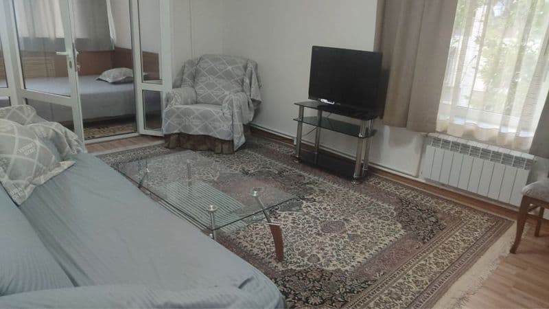 Аренда<br />
1в2/3/4 Ц-5 45кв.м. <br />
Цена450$ срочно