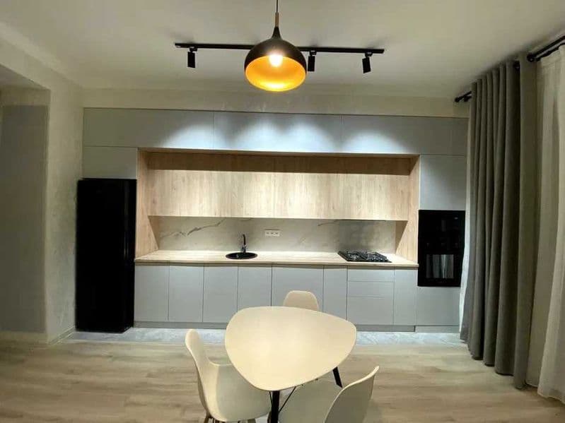 Район ; Алмазарский<br />
Адрес : Беруни<br />
<br />
—   ко — фото 3