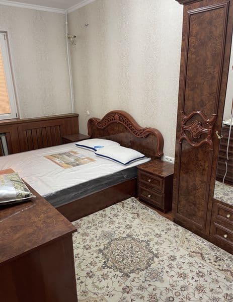 Сдается шикарная квартиру новый ремонт новые лифт после ремо