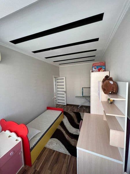 Район: Яшнабадский<br />
Адрес: Паркентский<br />
<br />
• К — фото 3