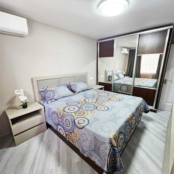 Сдаётся КЛАССНАЯ квартира<br />
<br />
• Район: Яшнабадский<