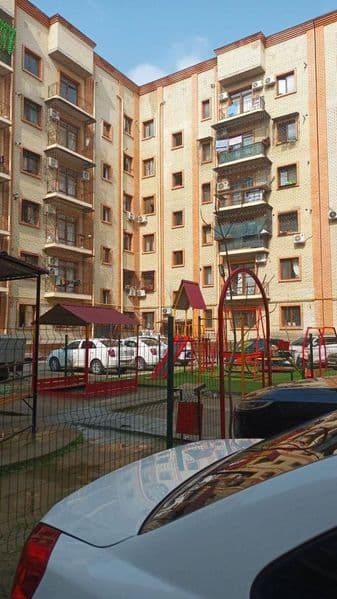 Yashnabodda Do'stlik metro dan 300 metr uzoqlikda 2 xona 4 e