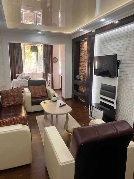 СДАЁТСЯ СРОЧНО <br />
<br />
Район: Мирзо Улугбекский <br />