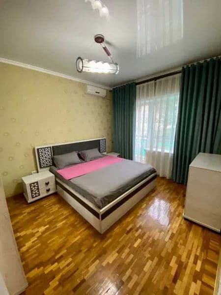 Сдаётся  Квартира<br />
Ориентир - гостиница России<br />
Го — фото 2