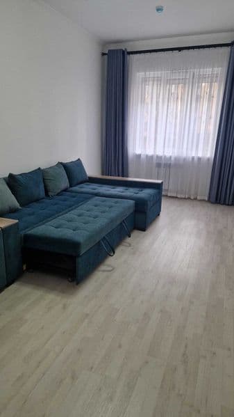 60 квадрат, 2 ком, 2 этаж (16 этажное строение),<br />
Интер — фото 4