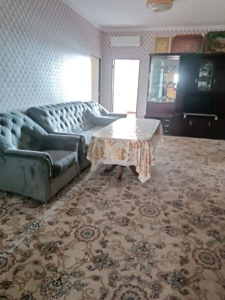 Аренда коракамиш 2.хонали оилага берилади расмдаги уй хамма 