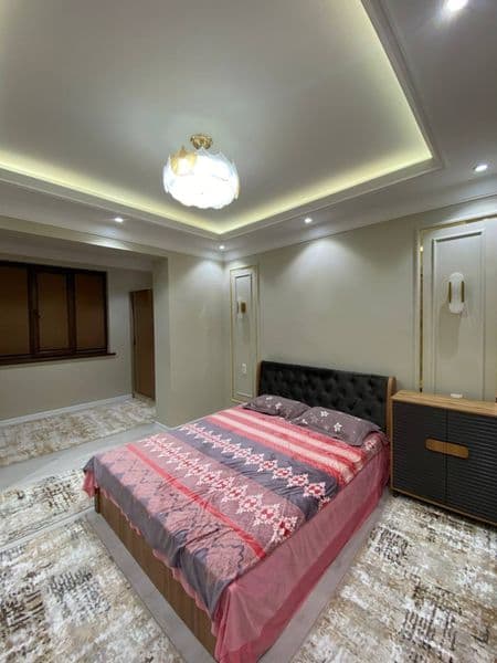 Район: Яшнабод<br />
Ориентир: Иззат<br />
Планировка: 3  / 