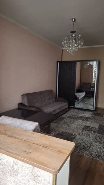 Сдам свою 1 комнатную переделаную в двухкомнатную.Чиланзар 1